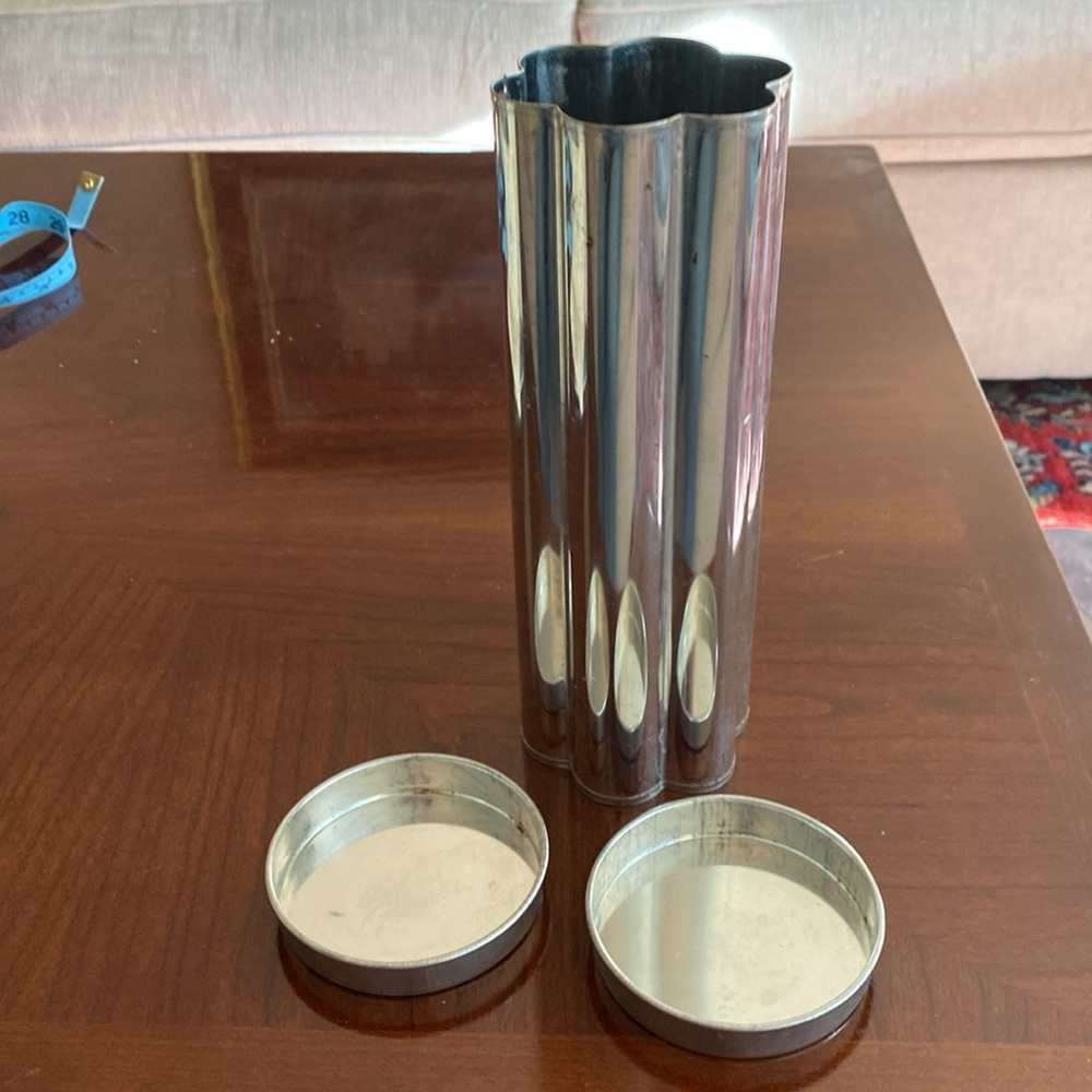 Pampered Chef Bread Tube for bread or ice cream sandwiches - flower - Valtrompia
